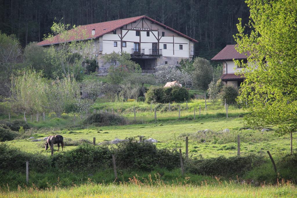 Ecohotel Rural Angiz Busturia Eksteriør billede