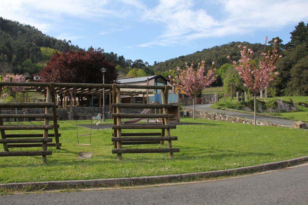 Ecohotel Rural Angiz Busturia Eksteriør billede